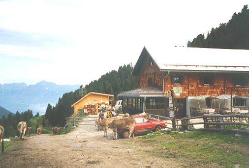 Die Weidener Hütte (1800 m)