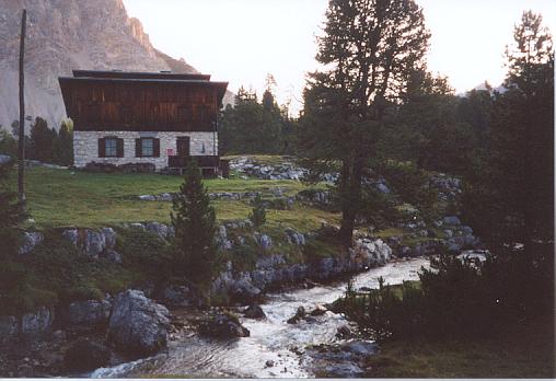 Unsere bescheidene Notunterkunft an der Rifugio Fanes