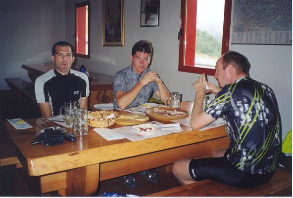 Nachmittagspause am Passo Croce Domini (1900&nbsp;m)