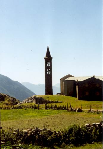 Eita (1703 m) im Val Grosina Eita (1703 m) im Val Grosina