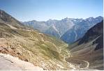 Blick von der Gletscherstraße zurück Richtung Ötztal (hinten)