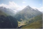 Blick auf Vent (1895 m); links das Tal Richtung Similaun