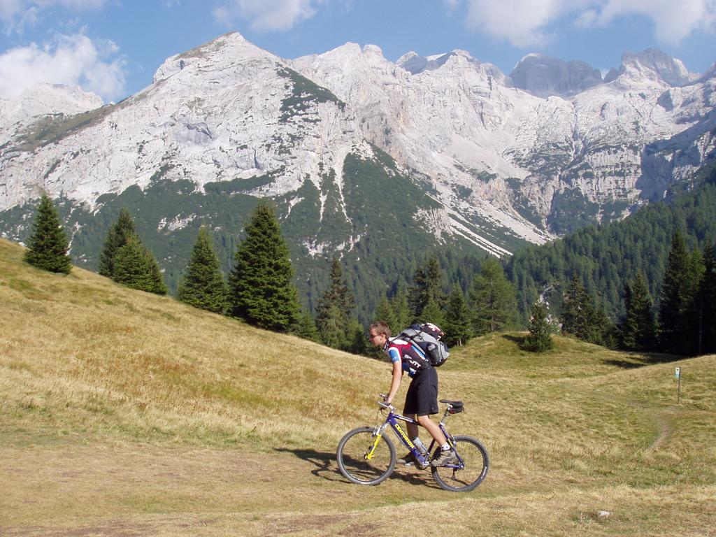 Passo Bregn de l'Ors, im Hintegrund die Brenta Passo Bregn de l'Ors, im Hintegrund die Brenta