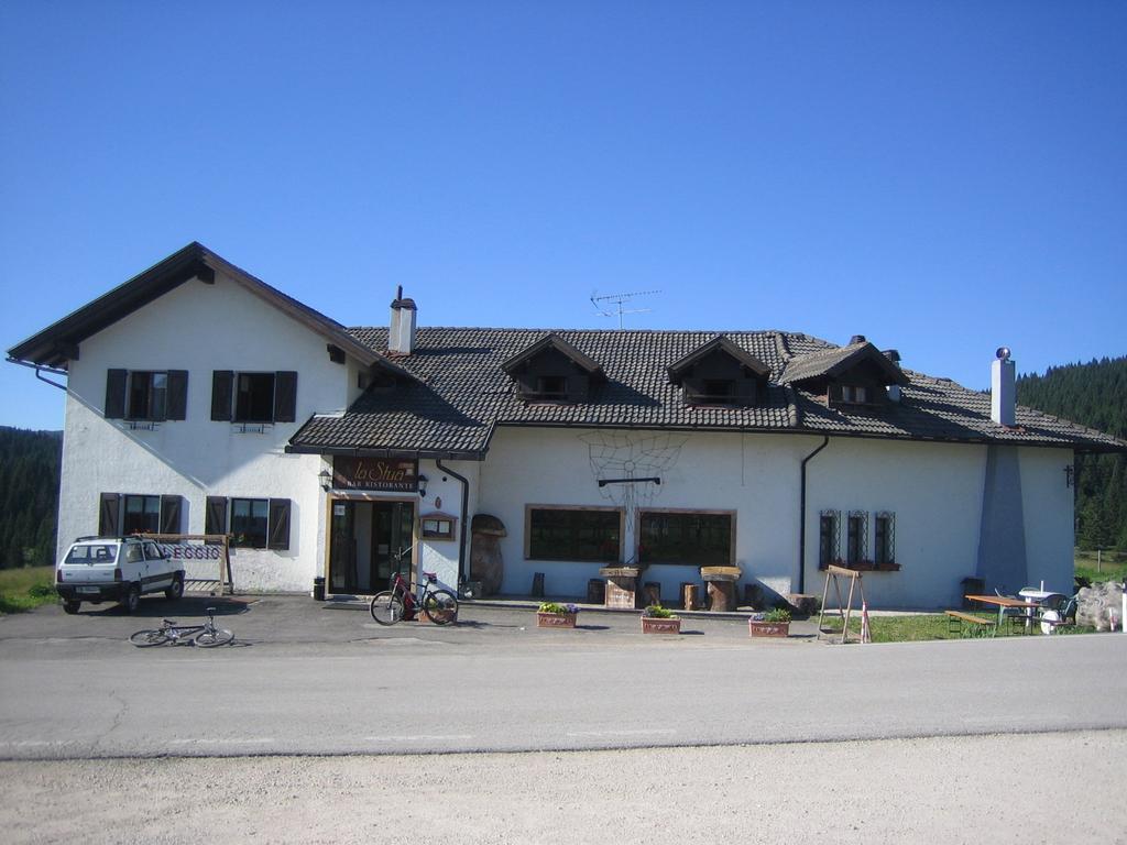 Rifugio La Stua am Passo Coe (1610m)