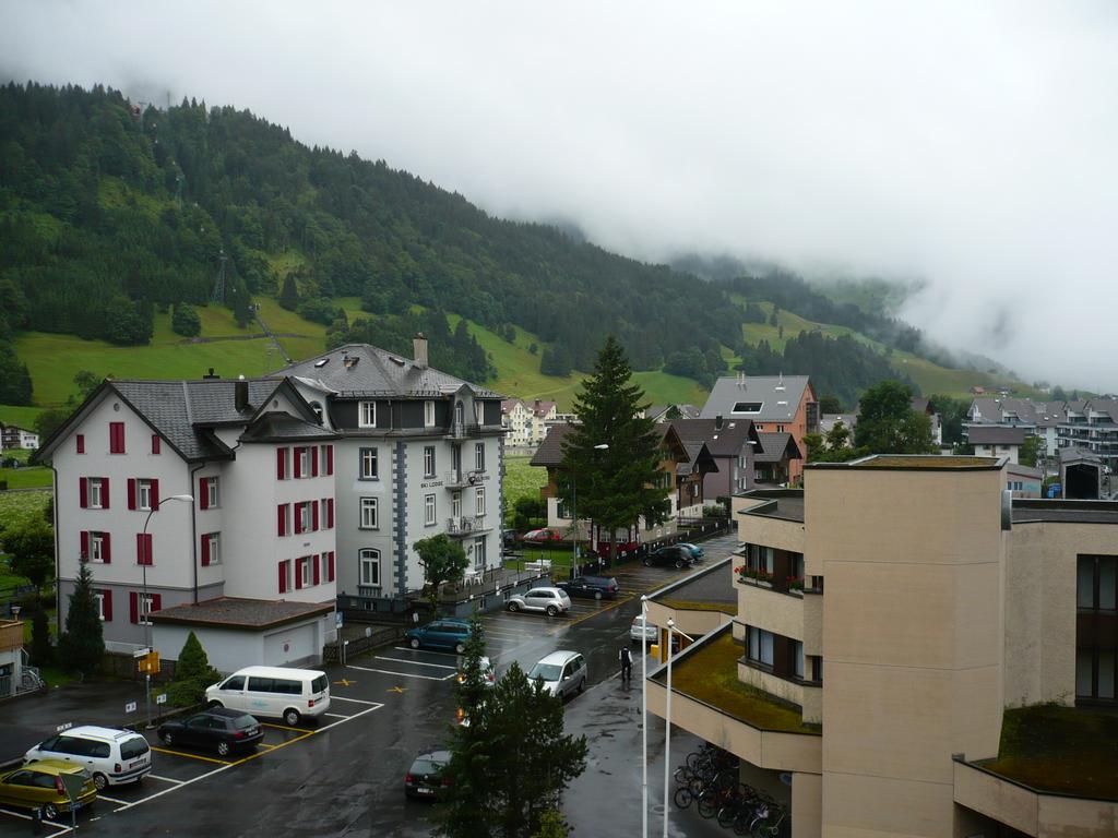 Morgendliche Tristesse in Engelberg (1004m)