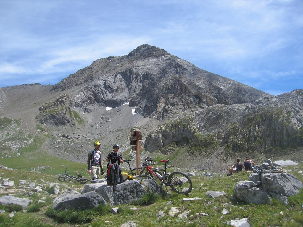 Am Col du Vallonnet (2524m) Am Col du Vallonnet (2524m)