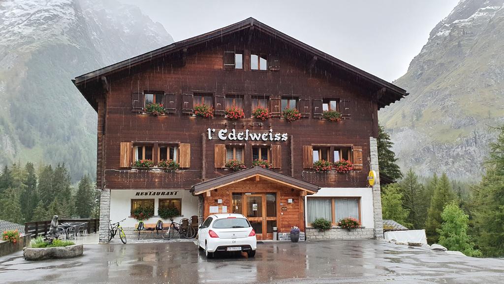 Hotel Edelweiss im Dauerregen