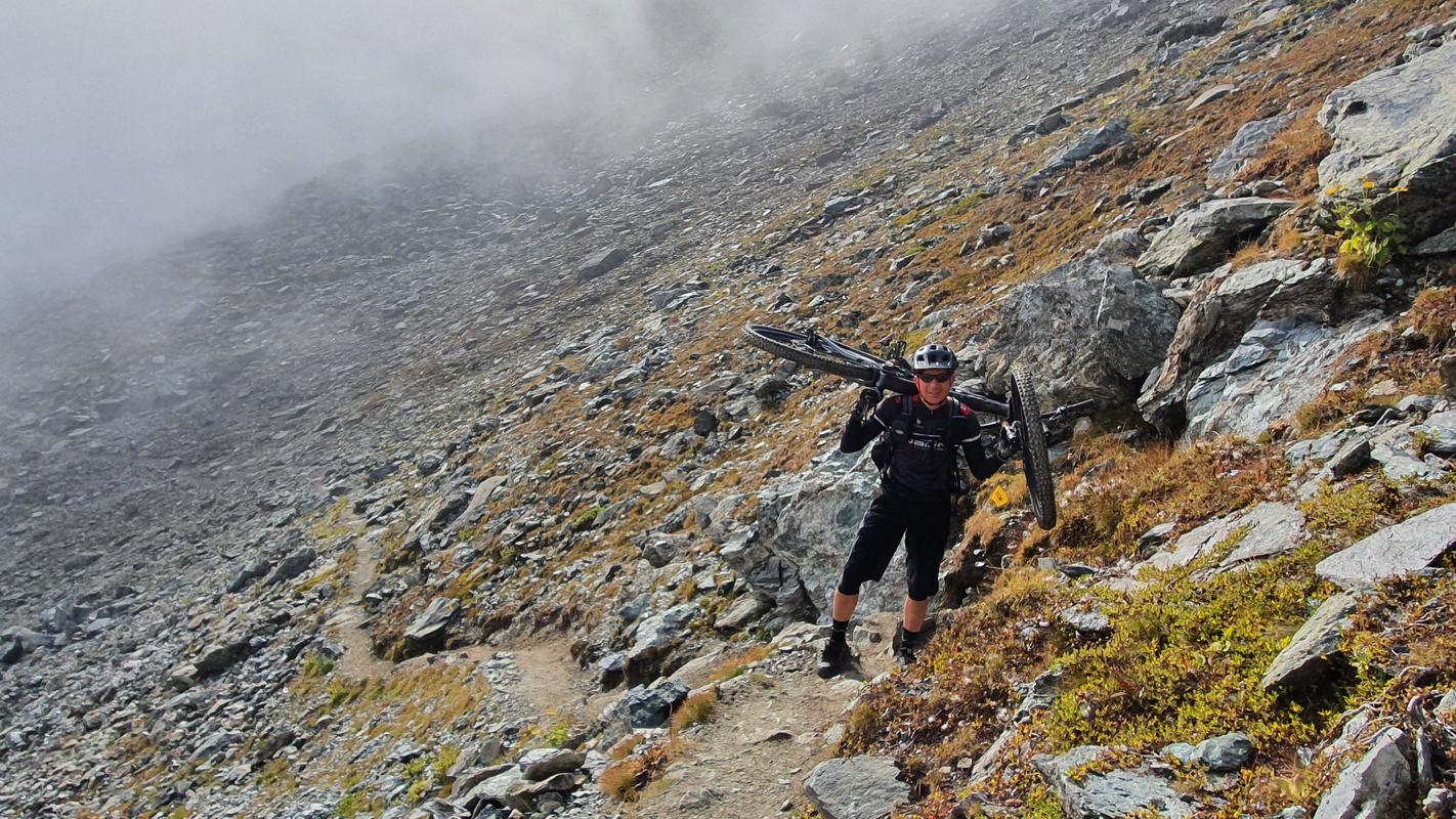 Aufstieg Fenêtre de Camporcher (2826m)