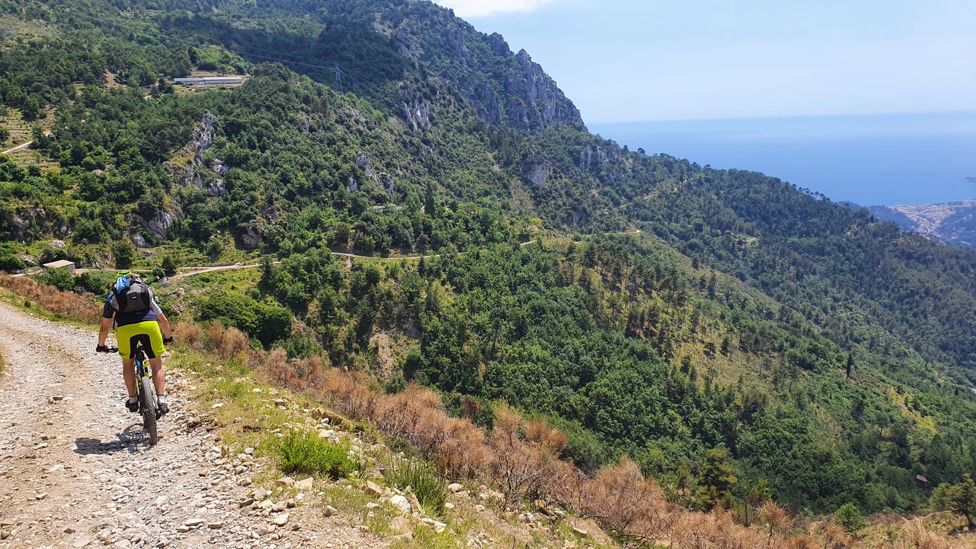 Abfahrt mit Meerblick Abfahrt mit Meerblick