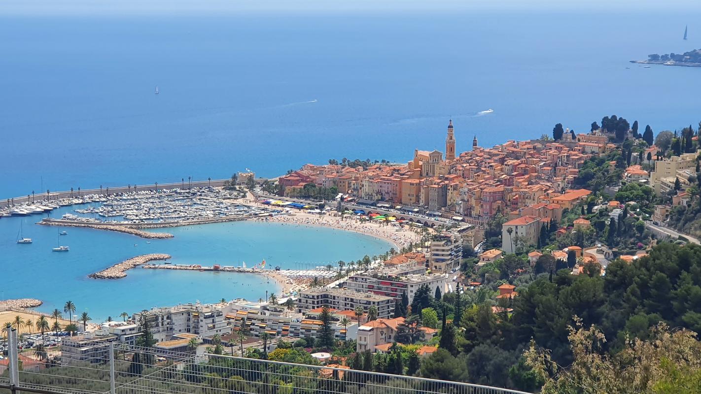 Menton in Wurfweite Menton in Wurfweite