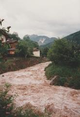 Die Folgen des Wetters; Villnöß Bach in Pitzak.