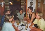 In der Heidelberger H&uuml;tte: Gitti, Frank, Alex, Andr&eacute; Liesl (von links)