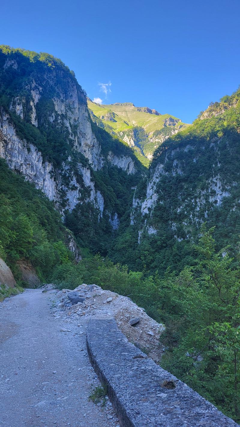 Eingang Infernaccio-Schlucht (845 m) Eingang Infernaccio-Schlucht (845 m)