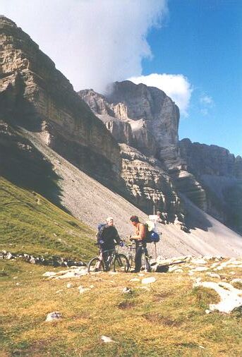 Groste Pass (2442 m)