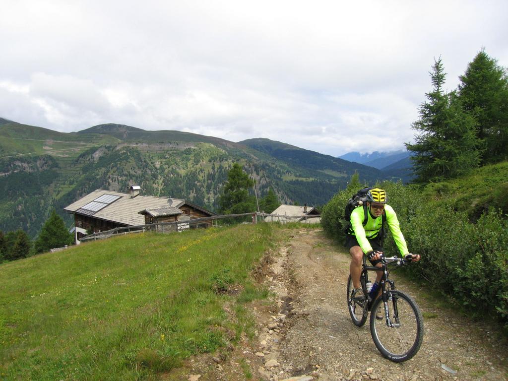 Trail oberhalb der Enzianhütte