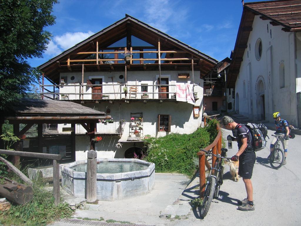 An der Posto Tappa in Thùres (1650m)