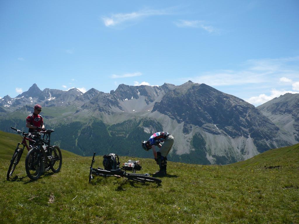 Col Bousson (2162m) Col Bousson (2162m)