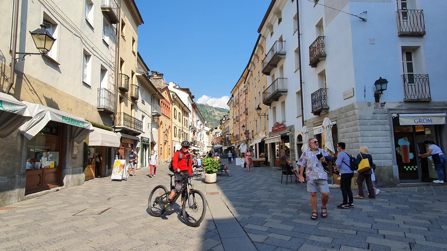Zwischenstop in Aosta Zwischenstop in Aosta
